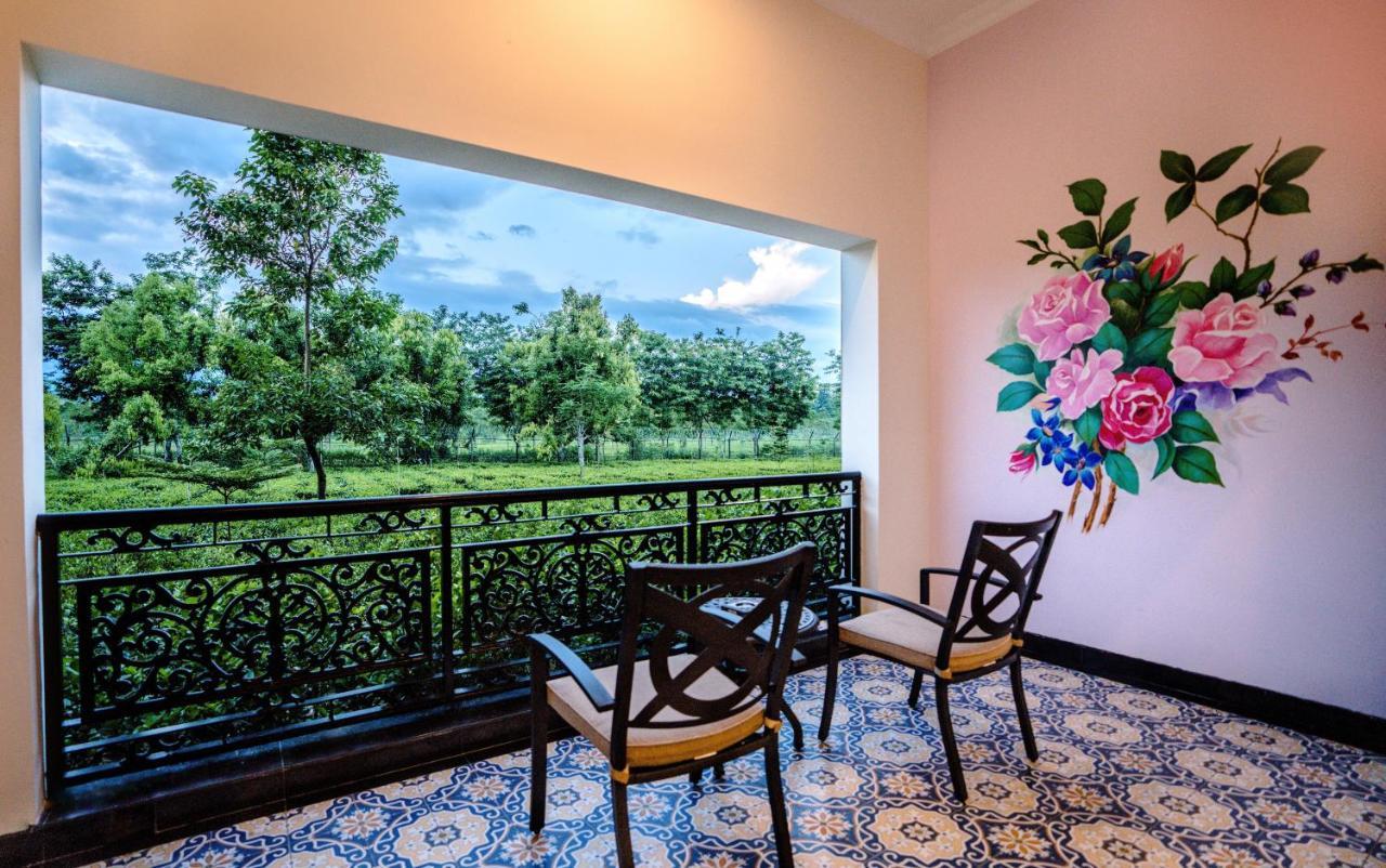 Mayfair Tea Resort Siliguri Eksteriør billede