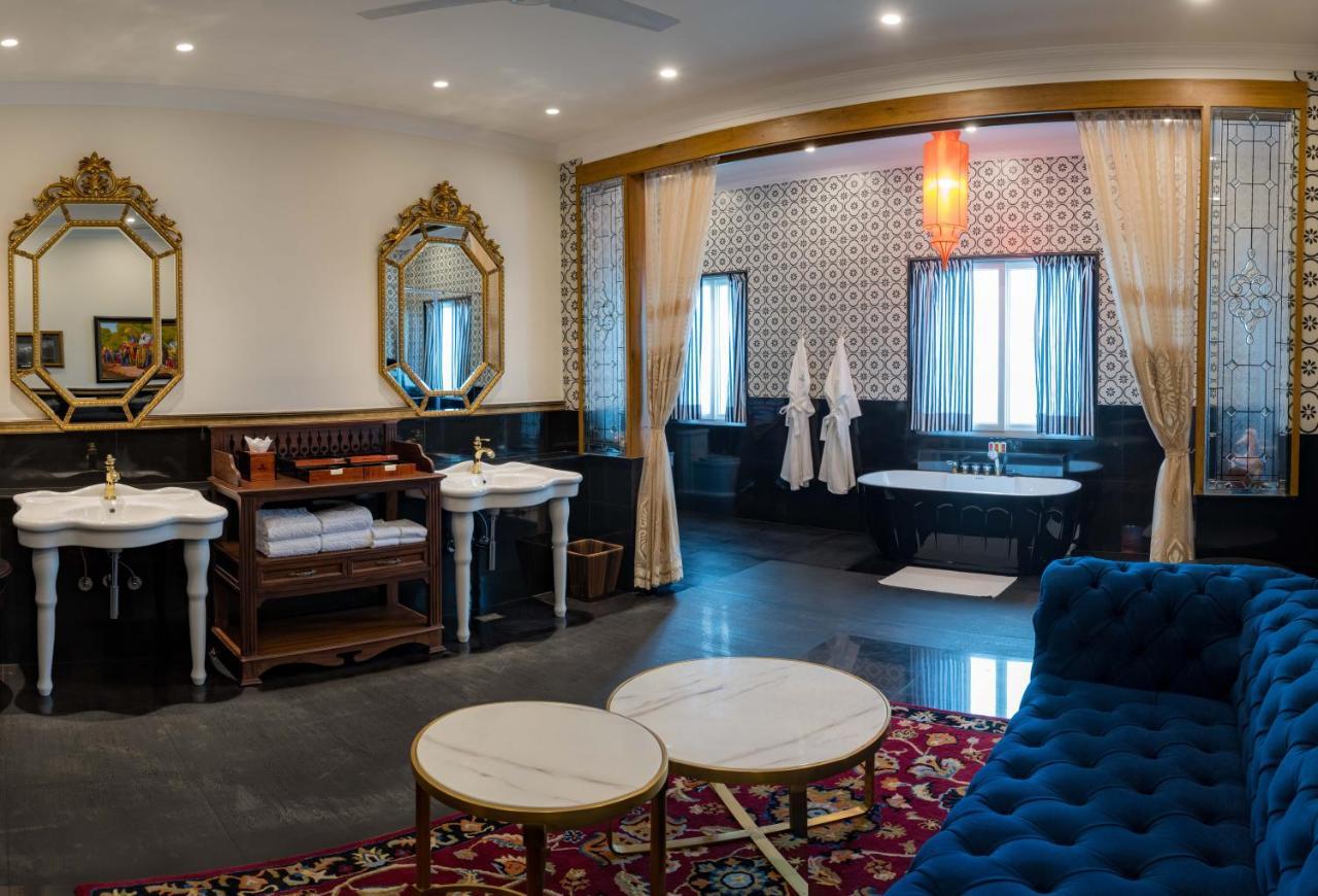 Mayfair Tea Resort Siliguri Eksteriør billede