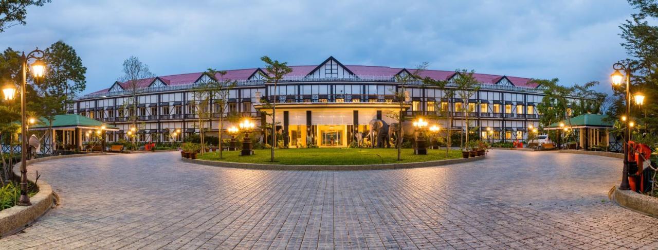 Mayfair Tea Resort Siliguri Eksteriør billede